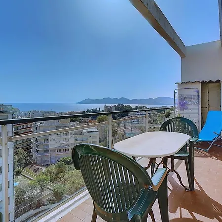 Immogroom - Terrace- Parking - Quiet Place - Congressbeaches Apartment *