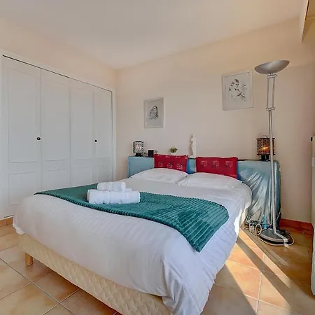Apartment Immogroom - Terrace- Parking - Quiet Place - Congressbeaches *